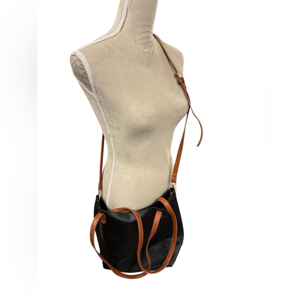 Elegant Black and Tan Shoulder Bag